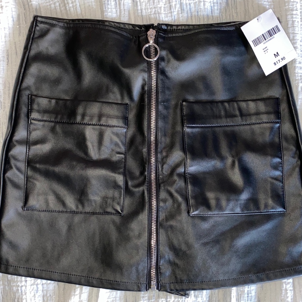Skort